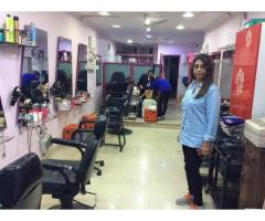 Figurette Beauty Salon,Lajpat Nagar
